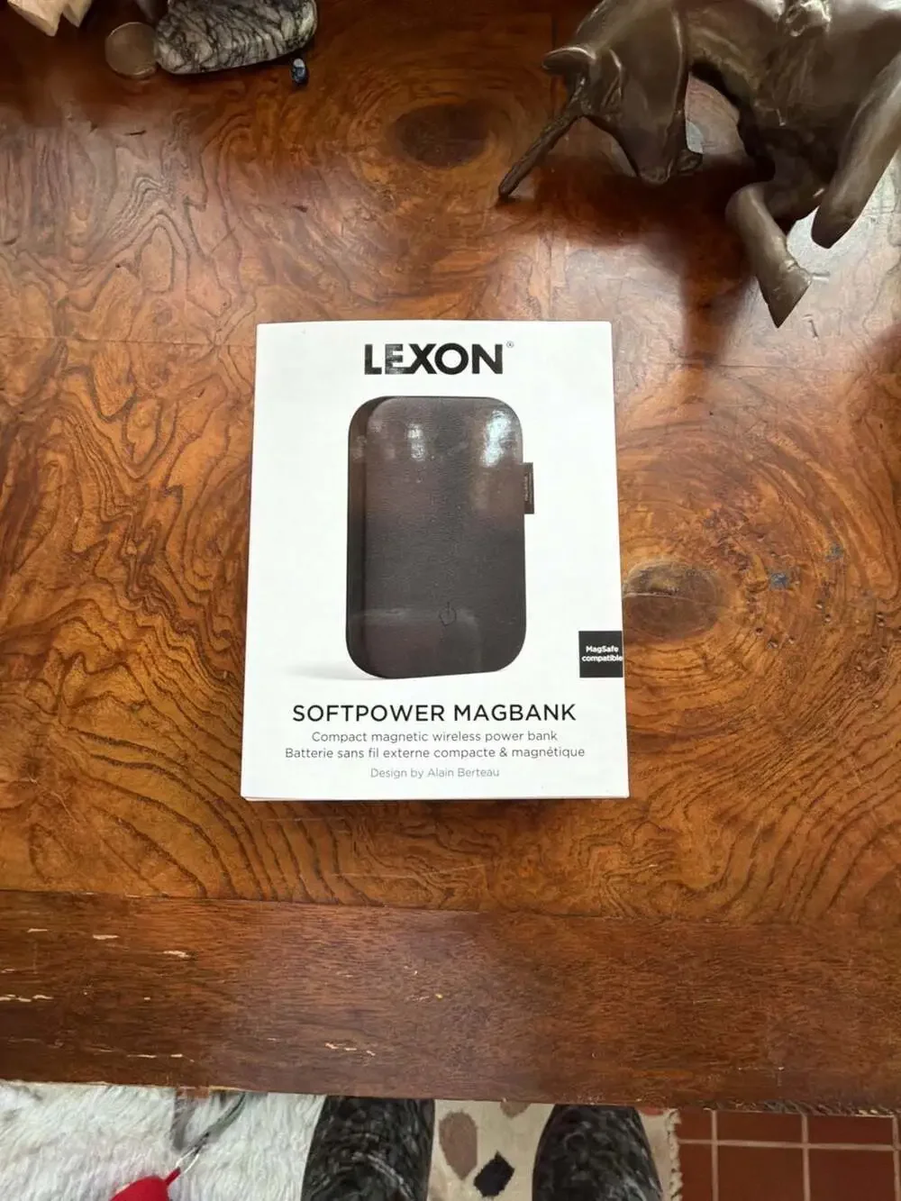 Lexon Softpower Magbank Compact Magnetic Wireless Powerbank Black